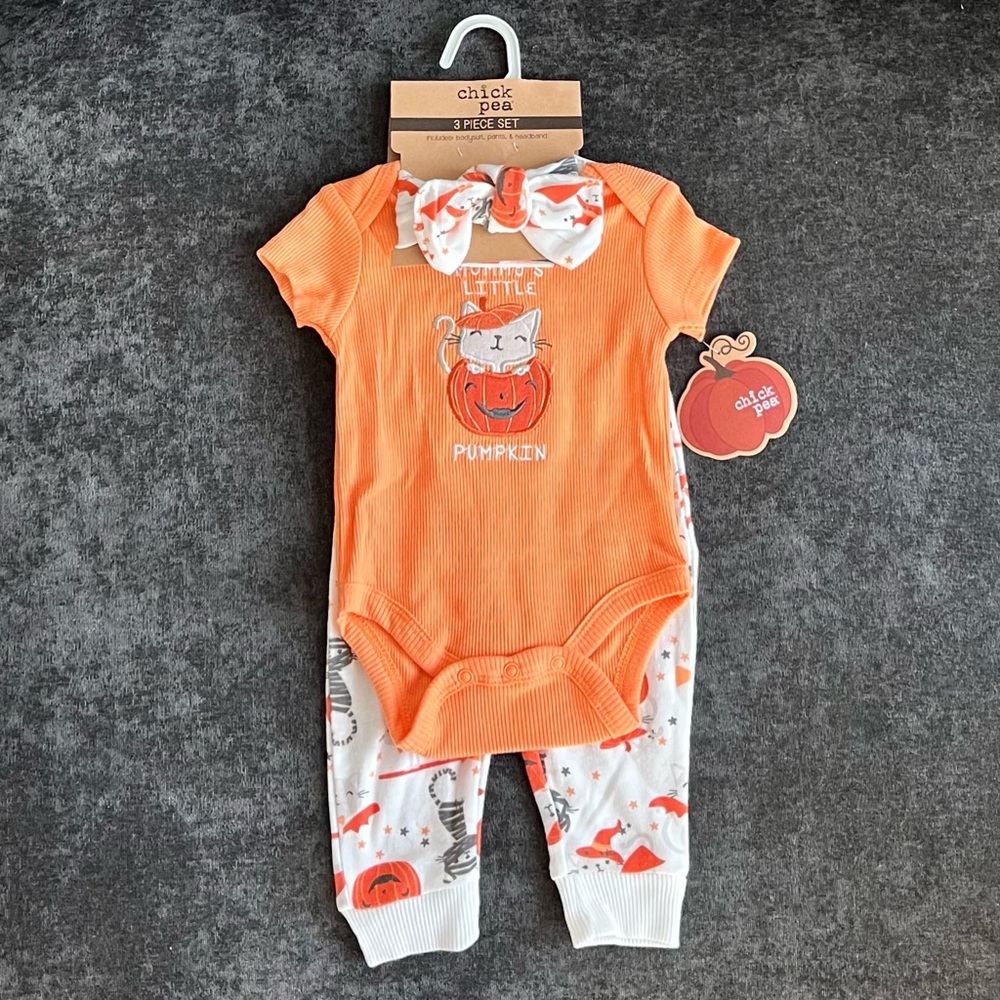 NWT Chick Pea Kitty and Pumpkin Outfit